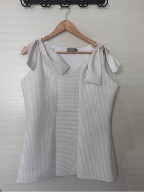 Sleeveless Tie-Shoulder V-Neck White Ribbed Top